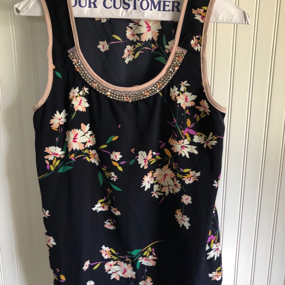 Sleeveless top